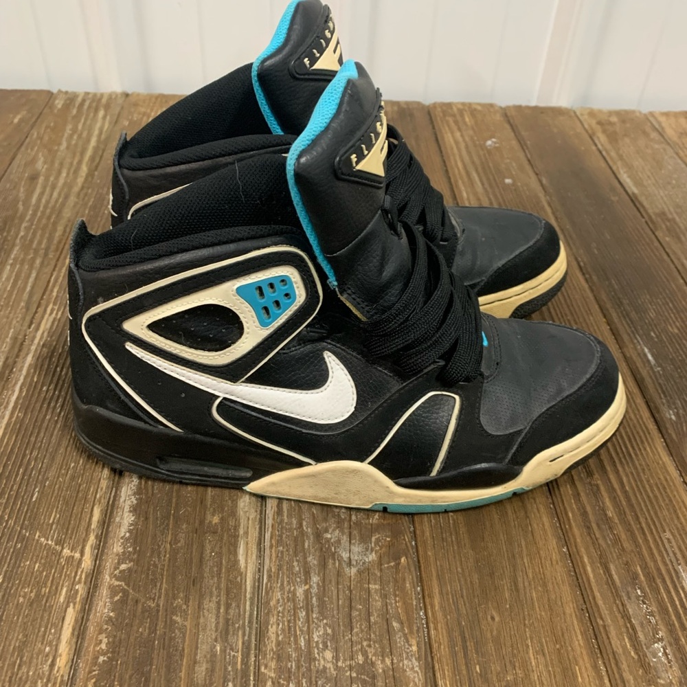 Nike Black and Teal Flight Sneakers - Picture 6 of 6